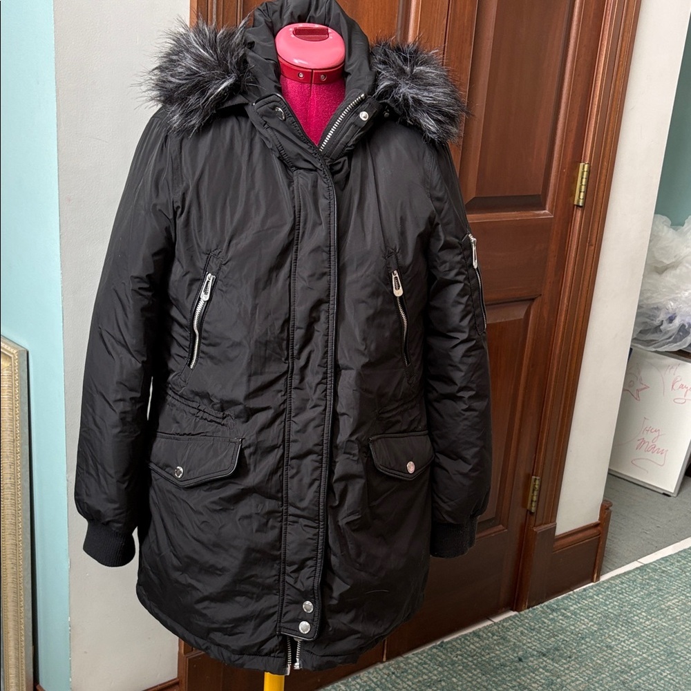 Noize cruelty free Women's Black Parka Coat  Faux Fur Hood  for extreme cold NWO